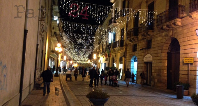 MILAZZO – Sinergia Comune-commercianti per le luminarie natalizie