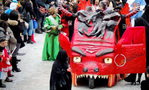 SANTA LUCIA DEL MELA – Carnevale storico luciese. L’unico Carnevale siciliano in motoape e con rievocazione storica ”U Catalettu”