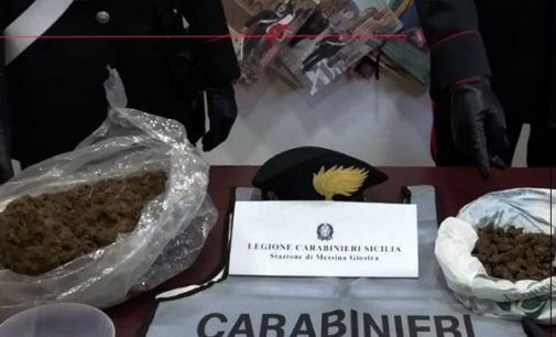 MESSINA – Sorpresi nei pressi di un casolare abbandonato con quasi 2 chili di droga. Due arresti