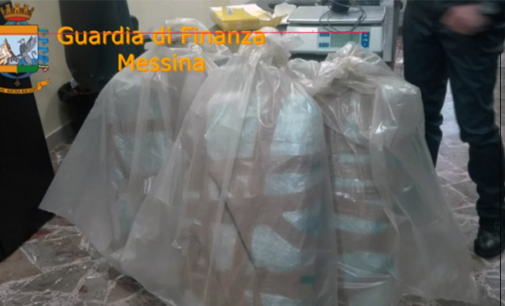 MESSINA – Oltre 30 kg di marijuana all’interno di un’automobile. Arrestato 40enne