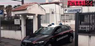 GIARDINI NAXOS – Offrono un passaggio in auto ad una giovane donna conosciuta in un night club e la rapinano. Arrestati tre giovani