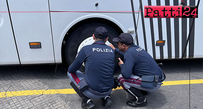 BARCELLONA P.G. – Gite scolastiche in sicurezza, controllati 14 autobus tra Barcellona P.G. e Patti. Un veicolo è stato sospeso dalla circolazione per gravi anomalie.