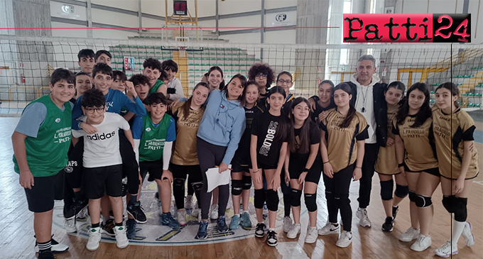 PATTI – L’ I.C. Pirandello si impone nella fase distrettuale dei Giochi Sportivi Studenteschi di pallavolo sia tra i cadetti che tra le cadette e stacca così il pass per la fase provinciale